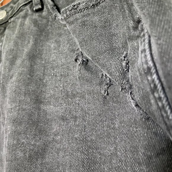 Old Navy High-Waisted Distressed Denim Skirt in Black [Size 14] - Picture 2 of 5